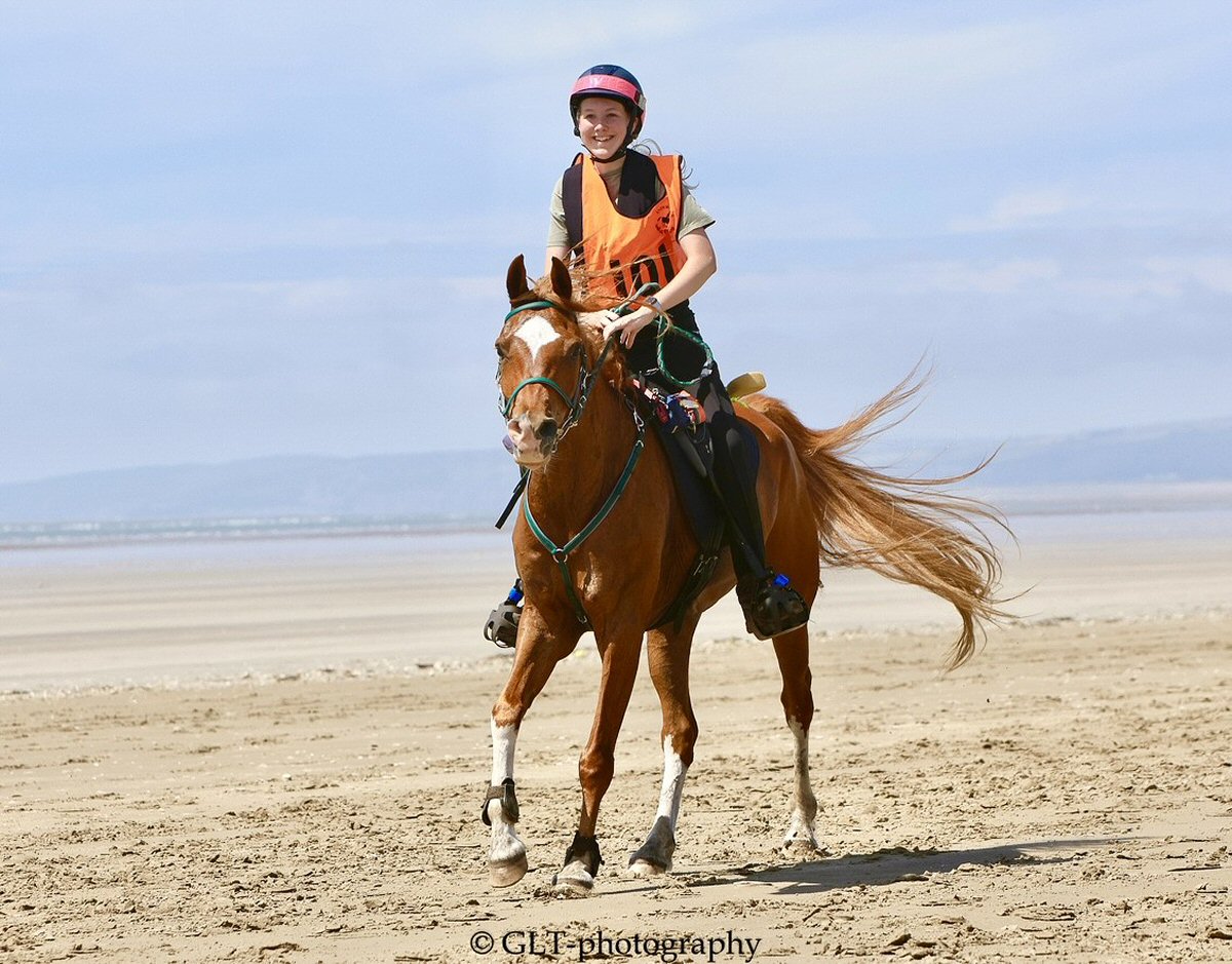 Belper teenager completes 160km horse ride in just two days