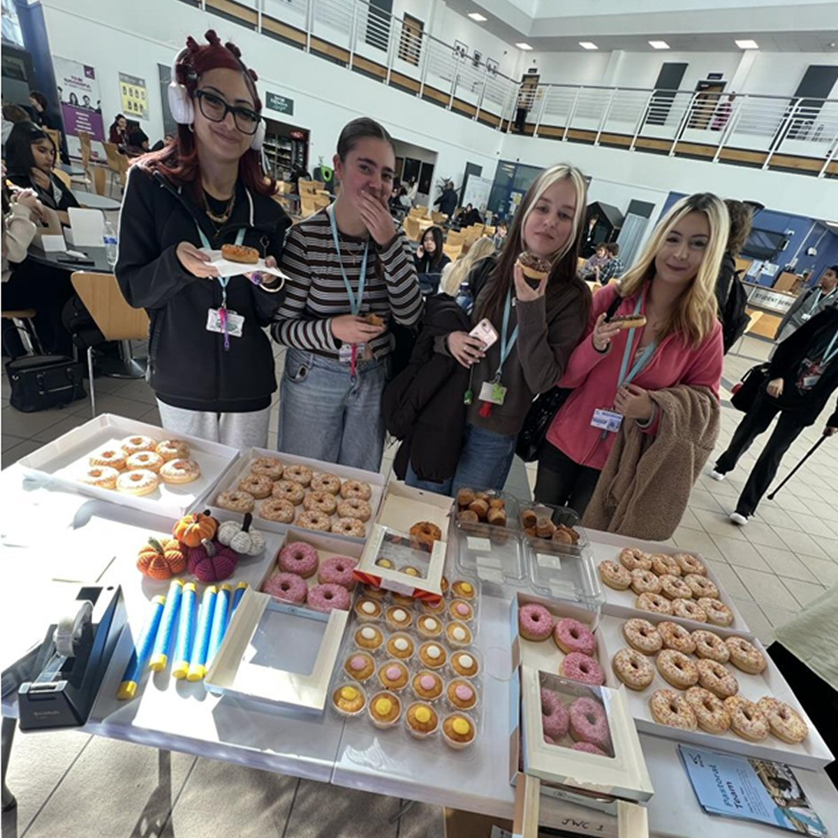 Derby College Group students go yellow for youth mental health